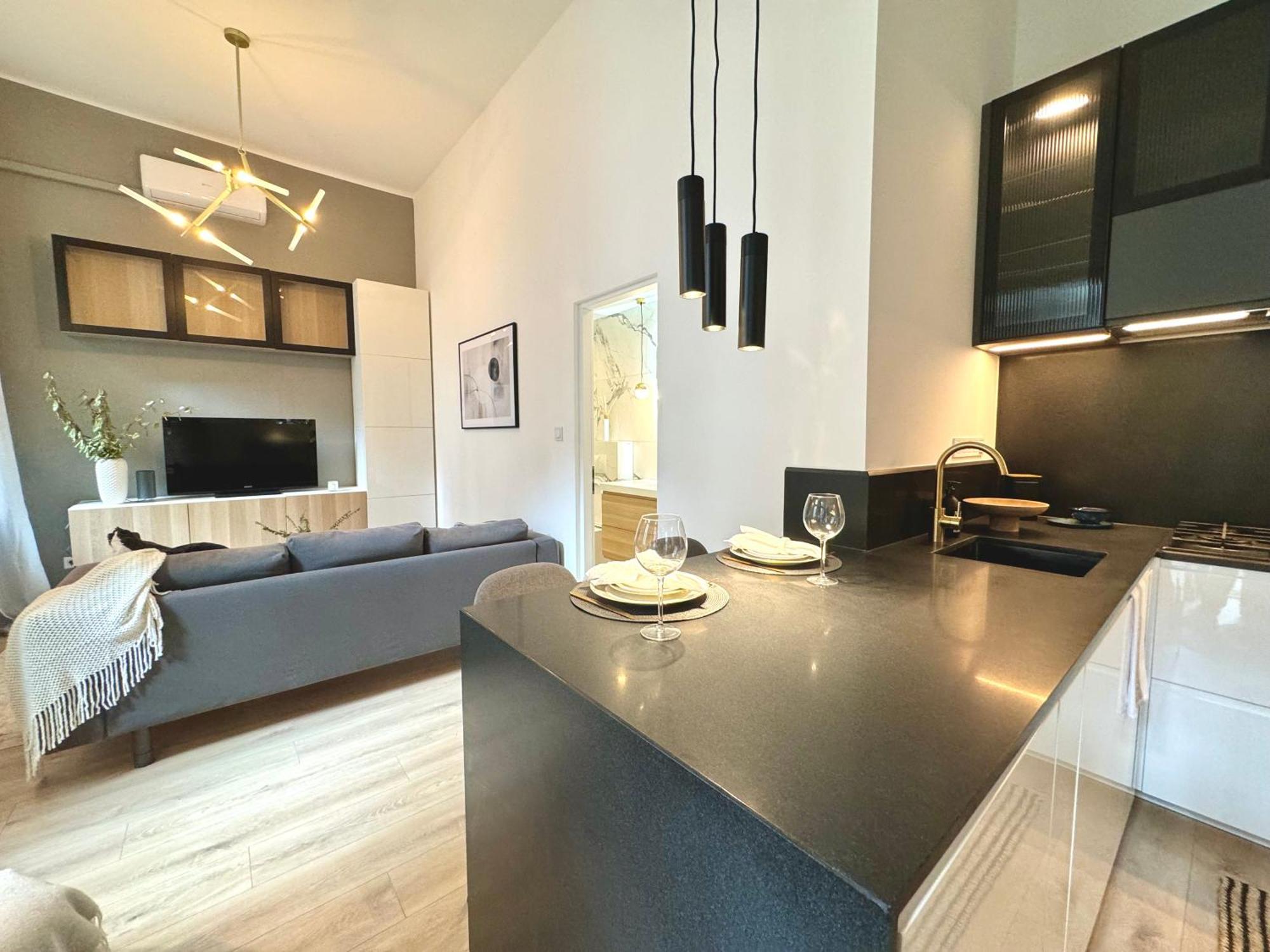 Apartment Buda Retreat - Modern 2br Budapest