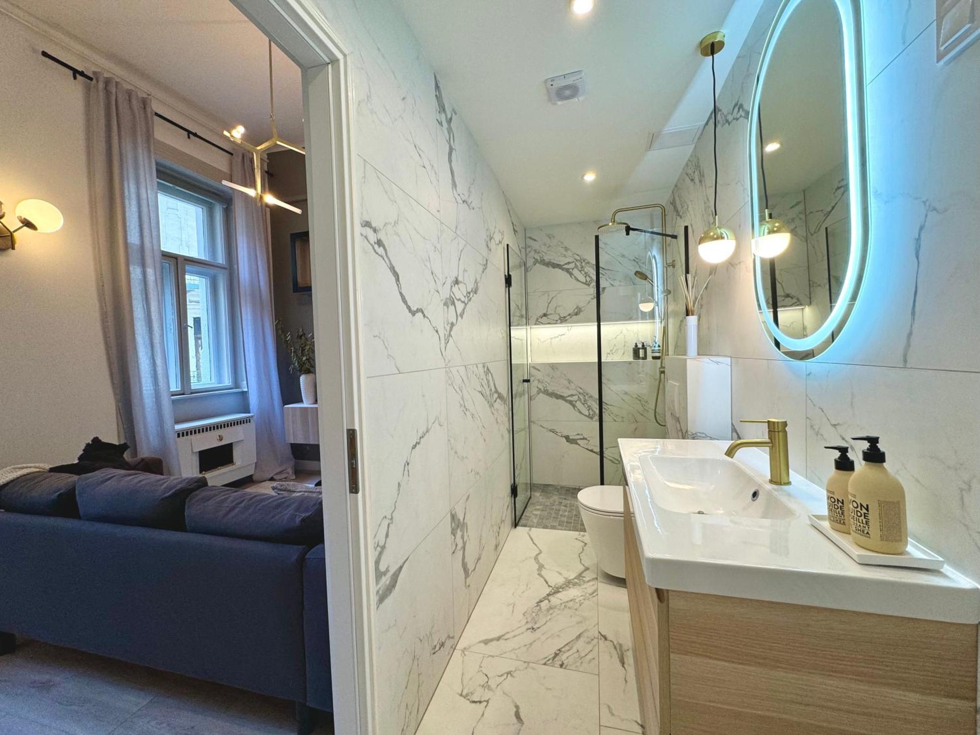 Buda Retreat - Modern 2br Apartment